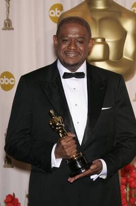 OSCARS. Bester Hauptdarsteller. Preisträger 2001-2010 Feb 25, 2007 - Los Angeles, CA, USA - Actor FOREST WHITAKER with his award for Best Actor in The Last King of Scotland in the pressroom at the 79th Annual Academy Awards held at the Kodak Theatre in Los Angeles. - ZUMAo05_ 20070225_xxb_o05_322