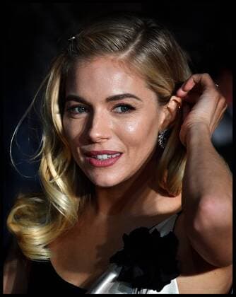 . 11 01 2017. London, United Kingdom. Premiere of Live by the Night. The Premiere of Live by the Night staring Ben Affleck and Sienna Miller.  xAndrewxParsonsx xi-Imagesx IIM-14156-0019