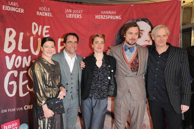 Hannah Herzsprung, Jan Josef Liefers, Adele Haenel, Chris Kraus Ankunft, roter Teppich zur Berlin Premiere DIE BLUMEN VON GESTERN im Kino International in Berlin, am 11.01.2017
