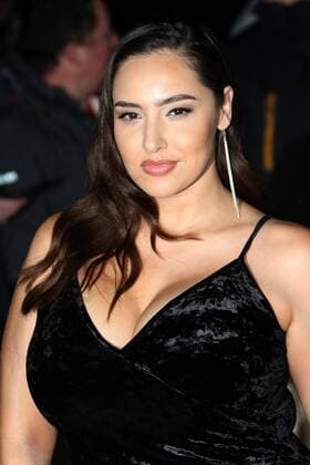 January 11, 2017 - London, UK - London, UK, Jada Sezer, Live By Night - European film premiere, London UK  - ZUMAl94_ 20170111_zaf_l94_147