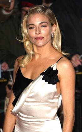 January 11, 2017 - London, UK - London, UK, Sienna Miller, Live By Night - European film premiere, London UK  - ZUMAl94_ 20170111_zaf_l94_123