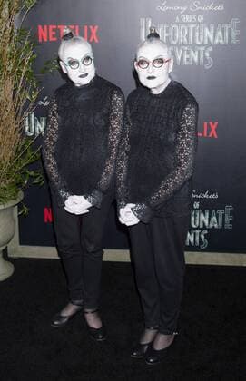 Jackie Robbins and Joyce Robbins arrive on the red carpet at the Netflix s premiere of A Series of Unfortunate Events on January 11, 2017 in New York City.  NYP20170111806 BRYANxR.xSMITH