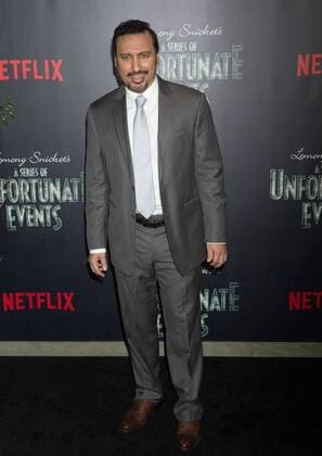 Aasif Mandvi arrives on the red carpet at the Netflix s premiere of A Series of Unfortunate Events on January 11, 2017 in New York City.  NYP20170111810 BRYANxR.xSMITH