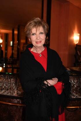 Carolin Reiber Premiere Ein Mann fürs Grobe Komoedie im Bayerischen Hof Theater München 11. Januar 2017