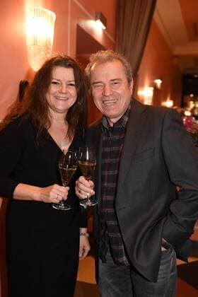 Günther Sigl mit Ehefrau Premiere Ein Mann fürs Grobe Komoedie im Bayerischen Hof Theater München 11. Januar 2017