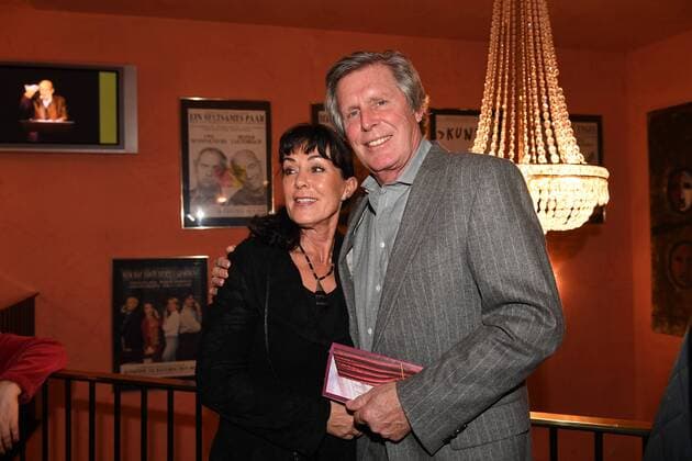Sigmar Solbach mit Ehefrau Claudia Premiere Ein Mann fürs Grobe Komoedie im Bayerischen Hof Theater München 11. Januar 2017