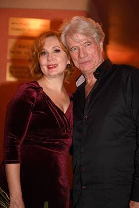 Jürgen Prochnow mit Ehefrau Verena Wengler Premiere Ein Mann fürs Grobe Komoedie im Bayerischen Hof Theater München 11. Januar 2017