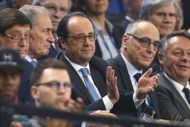 Francois Hollande besucht Spiel der Handball-WM in Paris Francois Hollande Joel Delplanque ( President FFH ) - Handball WM, Frankreich vs. Brasilien, Eröffnungsspiel - 11 01 2017 GwendolineLeGoff Panoramic 