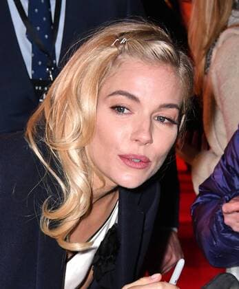 . 11 01 2017. London, United Kingdom. Sienna Miller attends Live By Night European film premiere. Premiere of Live By Night, an adaptation of Dennis Lehane s Prohibition era drama, about a Boston police captain s son and the many characters he comes across on a daily basis, at BFI Southbank, London.  xNilsxJorgensenx xi-Imagesx IIM-14158-0061