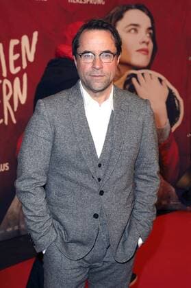 Jan Josef Liefers bei der Premiere des Kinofilms Die Blumen von gestern im Kino International. Berlin, 11.01.2017 Foto:xS.xGabschx xFuturexImage