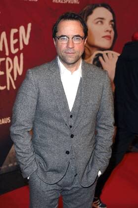 Jan Josef Liefers bei der Premiere des Kinofilms Die Blumen von gestern im Kino International. Berlin, 11.01.2017 Foto:xS.xGabschx xFuturexImage