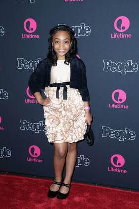 LOS ANGELES - DEC 13: Sanai Victoria at the Beaches Los Angeles Premiere at Regal LA Live on December 13, 2017 in Los Angeles, CA  Copyright: xHPAx xIPAx