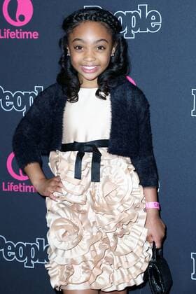 LOS ANGELES - DEC 13: Sanai Victoria at the Beaches Los Angeles Premiere at Regal LA Live on December 13, 2017 in Los Angeles, CA  Copyright: xHPAx xIPAx