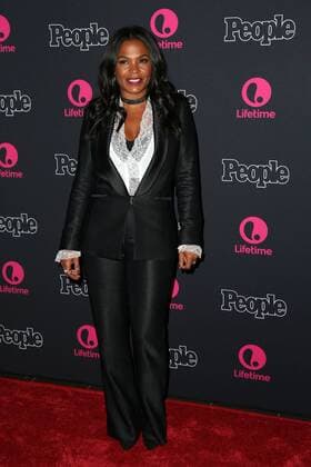 LOS ANGELES - DEC 13: Nia Long at the Beaches Los Angeles Premiere at Regal LA Live on December 13, 2017 in Los Angeles, CA  Copyright: xHPAx xIPAx