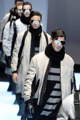 Milan Men s Fashion Week Fall Winter 2017 18 - Emporio Armani Fashion Show  Copyright: xSimonaxChiocciax xIPAx