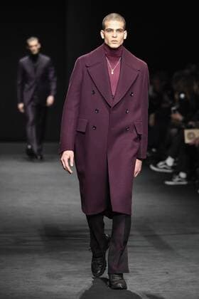 Milan Men s Fashion Week Fall Winter 2017 2018 - VERSACE fashionshow Pictured: model  Copyright: xRiccardoxGiordanoxSickix xIPAx