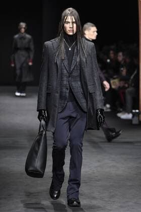 Milan Men s Fashion Week Fall Winter 2017 2018 - VERSACE fashionshow Pictured: model  Copyright: xRiccardoxGiordanoxSickix xIPAx