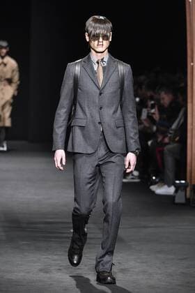 Milan Men s Fashion Week Fall Winter 2017 2018 - VERSACE fashionshow Pictured: model  Copyright: xRiccardoxGiordanoxSickix xIPAx