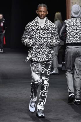 Milan Men s Fashion Week Fall Winter 2017 2018 - VERSACE fashionshow Pictured: model  Copyright: xRiccardoxGiordanoxSickix xIPAx