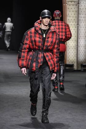 Milan Men s Fashion Week Fall Winter 2017 2018 - VERSACE fashionshow Pictured: model  Copyright: xRiccardoxGiordanoxSickix xIPAx