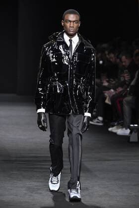 Milan Men s Fashion Week Fall Winter 2017 2018 - VERSACE fashionshow Pictured: model  Copyright: xRiccardoxGiordanoxSickix xIPAx