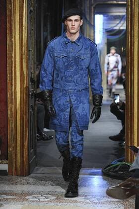 Milan Men s Fashion Week Fall Winter 2017 2018. Milano Moda Uomo, autunno inverno 2017 2018 . Moschino fashionshow Pictured: model  Copyright: xSickix xIPAx