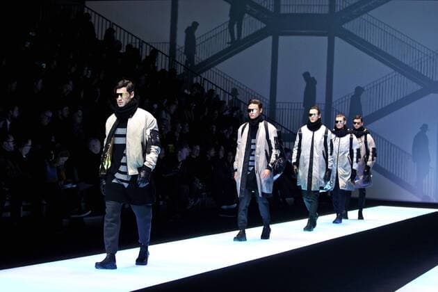 MILAN, Models present creations from the Fall Winter 2017 18 menswear collection of Emporio Armani during Milan Fashion Week in Milan, Italy, on Jan. 14, 2017. ) (zf) ITALY-MILAN-FASHION WEEK-MEN-EMPORIO ARMANI JinxYu 
