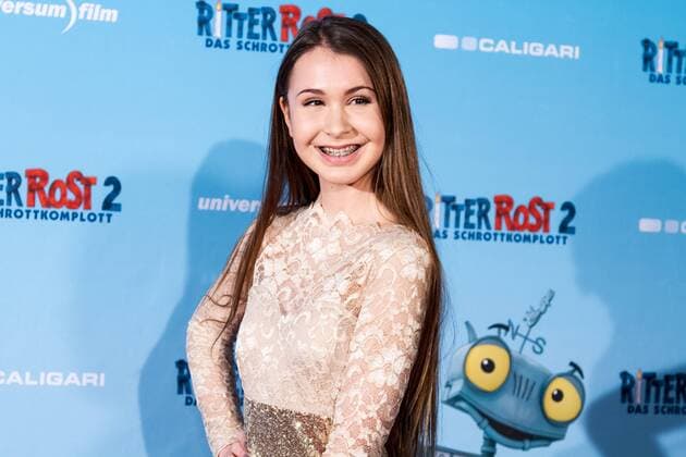 Kassandra von Typisch Kassii bei der Premiere - Ritter Rost 2 Das Schrottkomplott - am 14.01.2017 im Cinedom Kino in Köln. Premiere - Ritter Rost 2 Das Schrottkomplott -