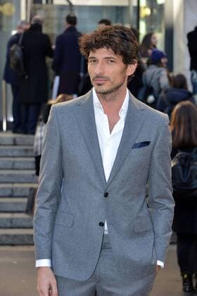 Milan arrival guests parade Salvatore Ferragamo. Milan Men s Fashion Week Fall Winter 2017 18. In the picture: Andres Velencoso  Copyright: xSimonexComix xIPAx