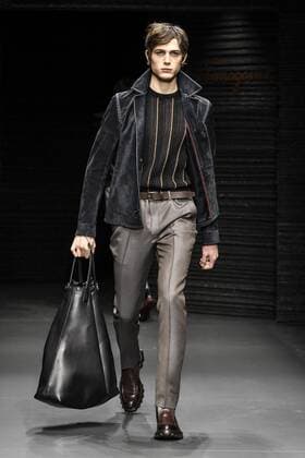 Milan Fashion Week - Salvatore Ferragamo Modenschau Milan Men s Fashion Week Fall Winter 2017 2018 - Ferragamo fashionshow Pictured: model  Copyright: xRiccardoxGiordanoxSickix xIPAx