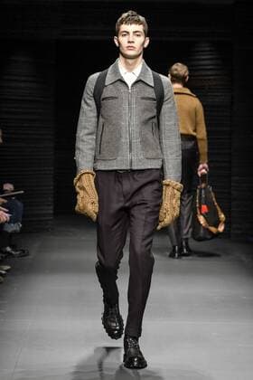 Milan Fashion Week - Salvatore Ferragamo Modenschau Milan Men s Fashion Week Fall Winter 2017 2018 - Ferragamo fashionshow Pictured: model  Copyright: xRiccardoxGiordanoxSickix xIPAx