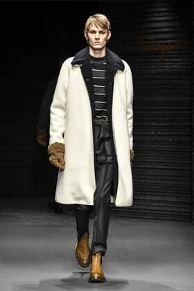 Milan Fashion Week - Salvatore Ferragamo Modenschau Milan Men s Fashion Week Fall Winter 2017 2018 - Ferragamo fashionshow Pictured: model  Copyright: xRiccardoxGiordanoxSickix xIPAx