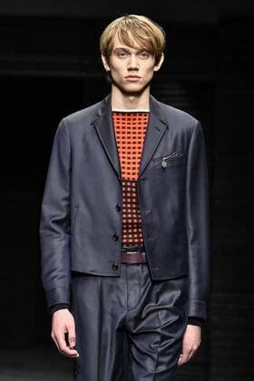 Milan Fashion Week - Salvatore Ferragamo Modenschau Milan Men s Fashion Week Fall Winter 2017 2018 - Ferragamo fashionshow Pictured: model  Copyright: xRiccardoxGiordanoxSickix xIPAx