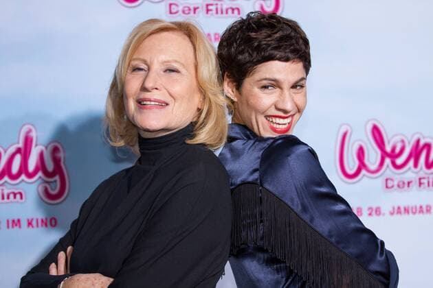 Maren Kroymann, Jasmin Gerat bei der Premiere - Wendy - am 15.01.2017 im Cinedom Kino in Köln. Premiere - Wendy -