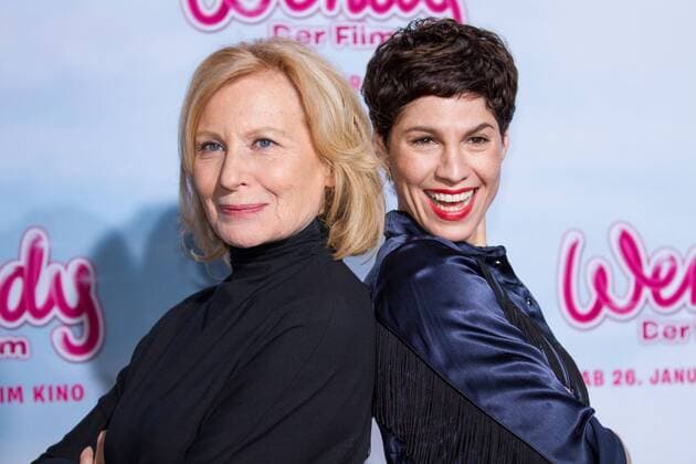 Maren Kroymann, Jasmin Gerat bei der Premiere - Wendy - am 15.01.2017 im Cinedom Kino in Köln. Premiere - Wendy -