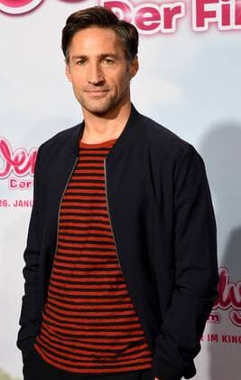 Der Schauspieler Benjamin Sadler am 15.01.2017 in Köln auf dem roten Teppich bei der Premiere des Films Wendy der Film im Kölner Cinedom.