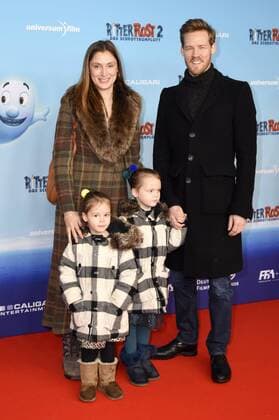 Herbert Kloiber jr. mit Ehefrau Juia und Töchtern bei der Premiere des Kinofilms Ritter Rost 2 - Das Schrottkomplott im Mathäser Filmpalast in München, 15.01.2017 Foto:xP.xSchönbergerx xFuturexImage