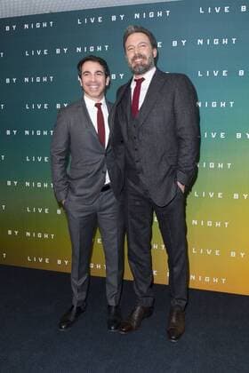 Chris Messina - Ben Affleck CELEBRITES : Photo call du film LIVE BY NIGHT - Paris - 16 01 2017 StephenCaillet Panoramic 