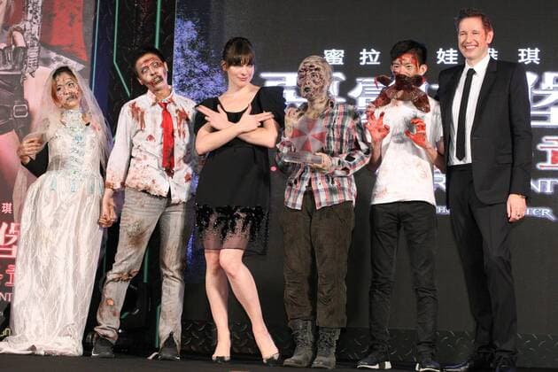 Milla Jovovich and Paul Anderson attend the premiere of their new movie Resident Evil: The Final Chapter in Taipei, Taiwan, China on 16th January, 2017.  201701162076