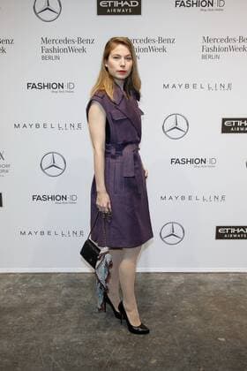 Nora von Waldstaetten - Ankunft zur Dorothee Schumacher Fashion-Show im Rahmen der Mercedes-Benz Fashion Week Berlin Spring Summer 2017 Collections im Kaufhaus Jandorf in Berlin am 17.01.2017. Mercedes-Benz Fashion Week Berlin Spring Summer 2017 Collections