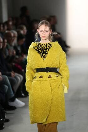 Berlin: Dorothee Schumacher at the Fashion Week Dorothee Schumacher showcases its latest Autumn Winter 2017 Collections in the Kaufhaus Jandorf in the Brunnenstrasse in Berlin-Mitte during the Mercedes-Benz Fashion Week Berlin Autumn Winter 2017 Collections. The photo shows models with the Dorothee Schumacher collection on the catwalk.  SimonexKuhlmey