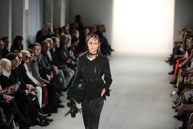 Berlin: Dorothee Schumacher at the Fashion Week Dorothee Schumacher showcases its latest Autumn Winter 2017 Collections in the Kaufhaus Jandorf in the Brunnenstrasse in Berlin-Mitte during the Mercedes-Benz Fashion Week Berlin Autumn Winter 2017 Collections. The photo shows models with the Dorothee Schumacher collection on the catwalk.  SimonexKuhlmey