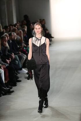 Berlin: Dorothee Schumacher at the Fashion Week Dorothee Schumacher showcases its latest Autumn Winter 2017 Collections in the Kaufhaus Jandorf in the Brunnenstrasse in Berlin-Mitte during the Mercedes-Benz Fashion Week Berlin Autumn Winter 2017 Collections. The photo shows models with the Dorothee Schumacher collection on the catwalk.  SimonexKuhlmey