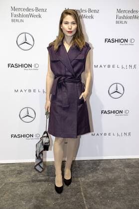Nora von Waldstätten bei der Dorothee Schumacher Fashion Show auf der Mercedes-Benz Fashion Week Berlin Autumn Winter 2017. Berlin, 17.01.2017 Foto:xS.xGabschx xFuturexImage