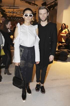 Alina Süggeler und Andi Weizel von Frida Gold bei der Dorothee Schumacher Fashion Show auf der Mercedes-Benz Fashion Week Berlin Autumn Winter 2017. Berlin, 17.01.2017 Foto:xS.xGabschx xFuturexImage