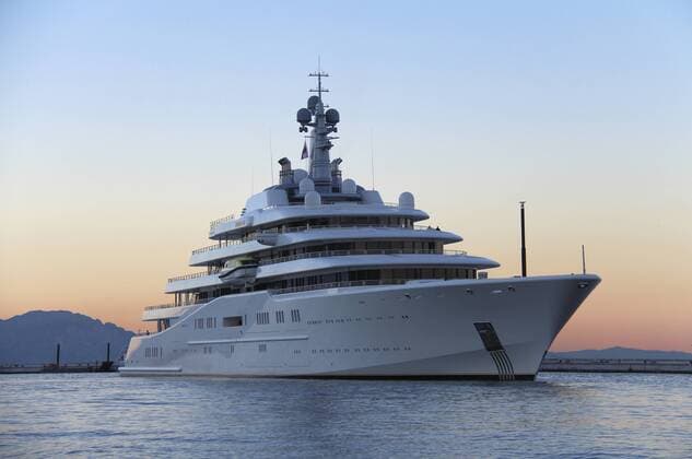 Motoryacht ECLIPSE, gebaut von der Hamburger Werft Blohm & Voss für den russischen Oligarchen Roman Abramowitsch. Bei der Auslieferung 2010 war ECLIPSE mit einer Länge von 162,5 Metern die größte Yacht der Welt. Sie wurde 2013 durch die Motoryacht AZZAM von diesem Platz verdrängt. Copyright: xGiovannixRomerox