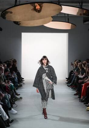 (170117) -- BERLIN, Jan. 17, 2017 -- A model displays a creation of German disigner Dorothee Schumacher during the Berlin Fashion Week in Berlin, Germany, on Jan. 17, 2017. ) (wtc) GERMANY-BERLIN-FASHION WEEK-DOROTHEE SCHUMACHER ShanxYuqi 