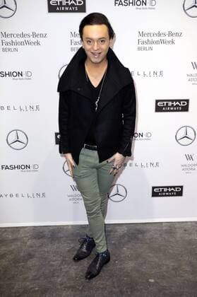 Julian F.M. Stoeckel bei der Holy Ghost Fashion Show auf der Mercedes-Benz Fashion Week Berlin Autumn Winter 2017. Berlin, 17.01.2017 Foto:xS.xGabschx xFuturexImage