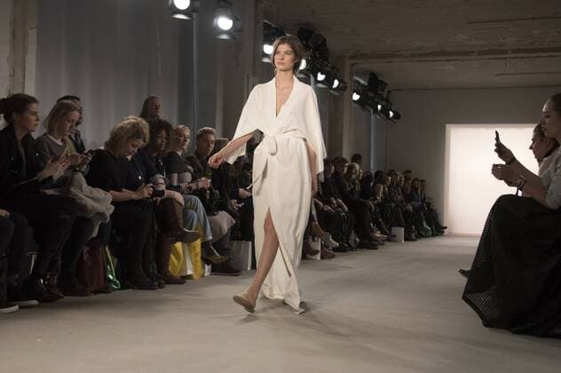 Model bei der Holy Ghost Fashion Show auf der Mercedes-Benz Fashion Week Berlin Autumn Winter 2017. Berlin, 17.01.2017 Foto:xF.xKernx xFuturexImage