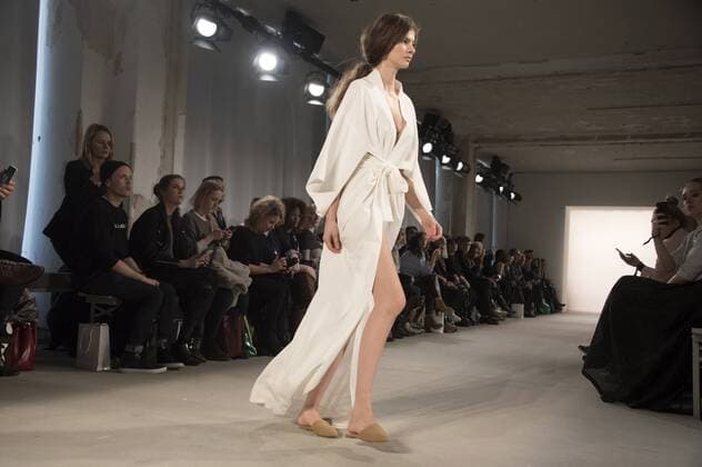 Model bei der Holy Ghost Fashion Show auf der Mercedes-Benz Fashion Week Berlin Autumn Winter 2017. Berlin, 17.01.2017 Foto:xF.xKernx xFuturexImage